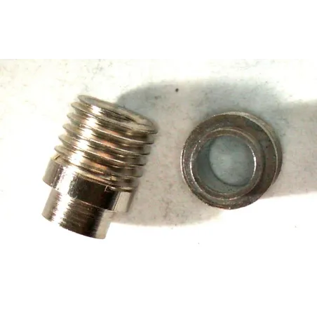 Distanční sloupek kovový M6/3,5x8mm.