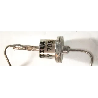 KY705 F