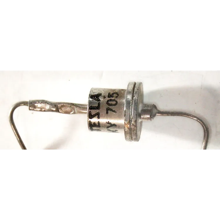 KY705 F