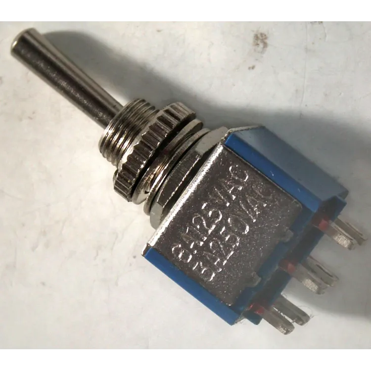 Přepínač páčkový dvojitý 3 polohy 3A/250V AC