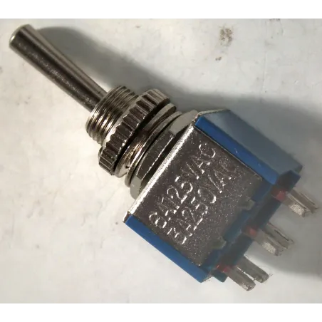 Přepínač páčkový dvojitý 3 polohy 3A/250V AC